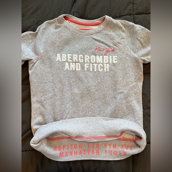Abercrombie & Finch Crewneck - Picture 2 of 5